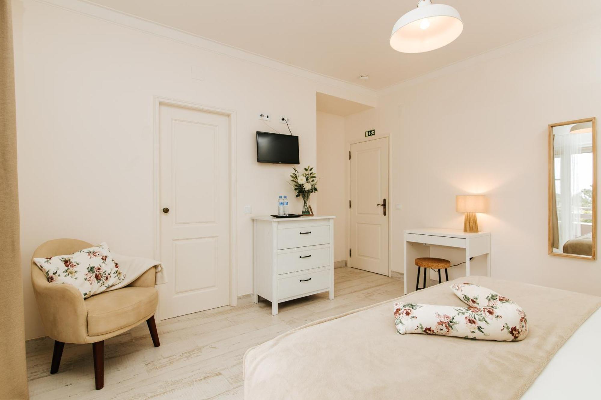 Boutique Hotel - O House Ericeira Hills Номер фото